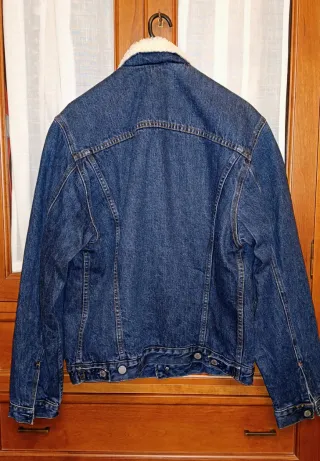 Cazadora vaquera ZARA forro borreguillo