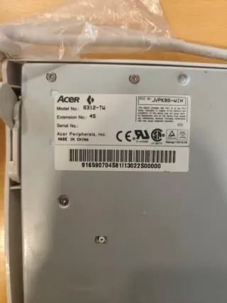 Lote Teclados PC Antiguos Beige y Gris