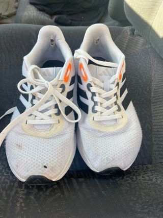 Zapatillas Adidas Blancas y Naranja