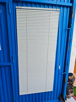 Tende in alluminio bianche