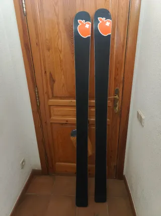 Sci Movement Jackal con attacchi