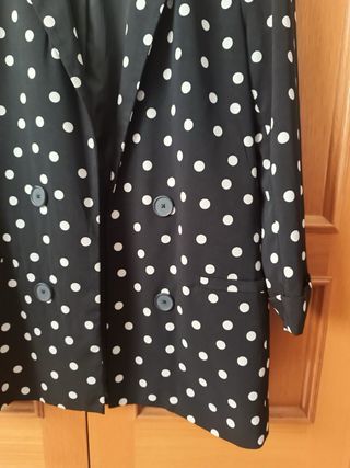 Americana/ Blazer de Mujer Lunares