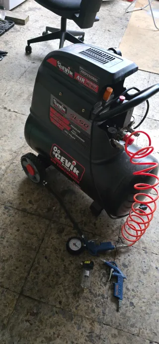 Compresor Cevik SL50 8 Bar