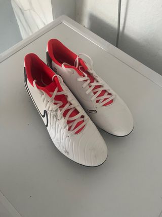 Nike Tiempo Legend 10 Club FG/MG Blancas Rojas