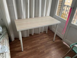 Mesa estudio IKEA Linnmon madera y metal
