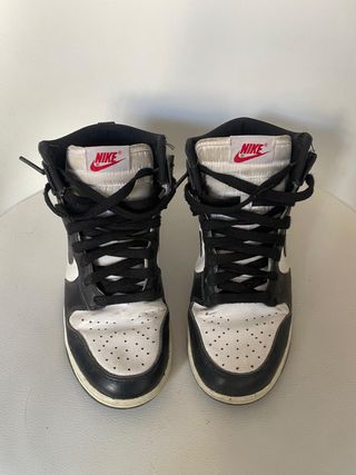 Zapatillas Nike Dunk Mid Negras y Blancas