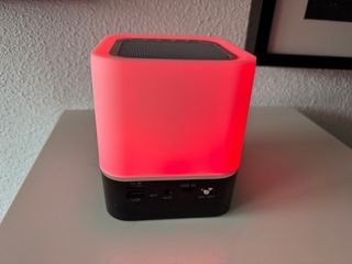 Altavoz Lámpara RGB Reloj Despertador BadTech