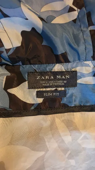 Sudadera Zara Camuflaje Azul y Negro