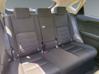 Lexus NX 2.5 300h Business Navigation 2WD