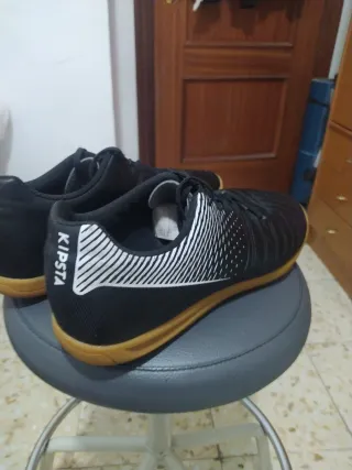 Botines Fútbol Sala Kipsta Negros