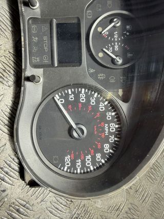 Cuadro Instrumentos Peugeot Partner Tepee 2009