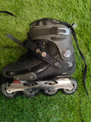 Patines en línea negros