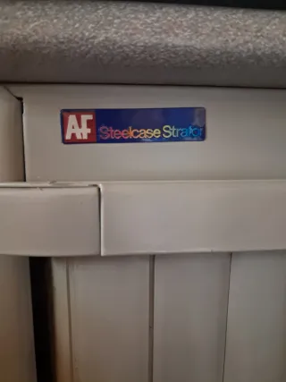 Armario metálico de oficina Steelcase