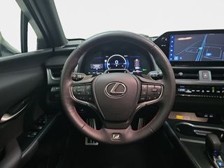 Lexus UX 2.0 300h F Sport Plus