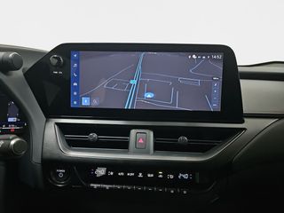 Lexus UX 2.0 300h F Sport Plus