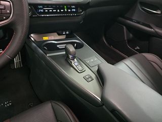 Lexus UX 2.0 300h F Sport Plus