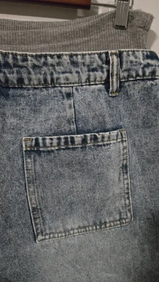 Pantalones premamá vaqueros efecto lavado