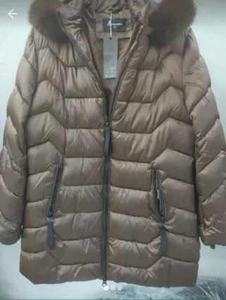 Abrigo Cantarana Marrón Talla M