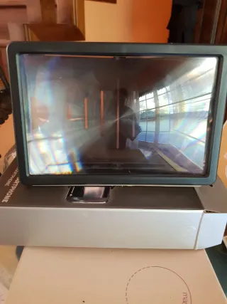 Visore da tavolo per smartphone