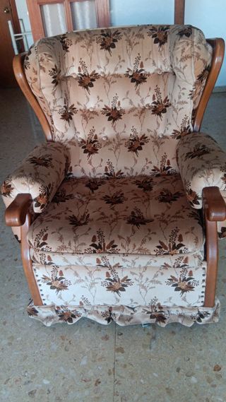 2 Sillones Mecedoras + 1 Sofá Grande