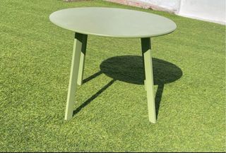 Mesa y 2 sillas jardín infantil metal