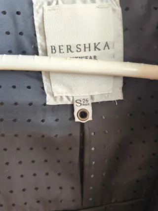 Abrigo paño Bershka talla S negro