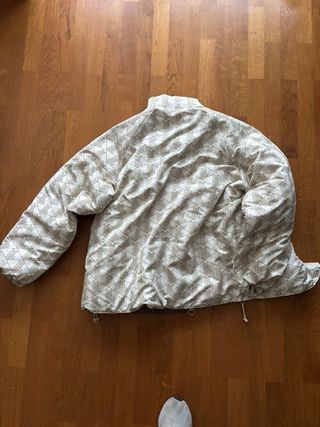 Chaqueta Reversible Lacoste Marrón y Multicolor.