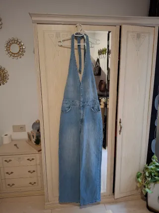 Mono Zara espalda abierta halter vaquero