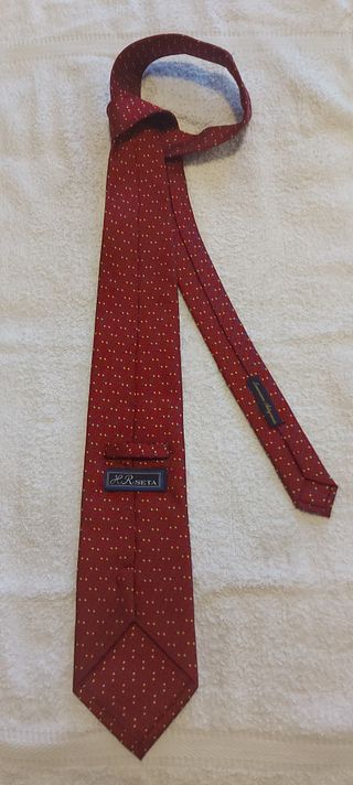 Cravatta IL R Seta Lavorazione Originale pois ross