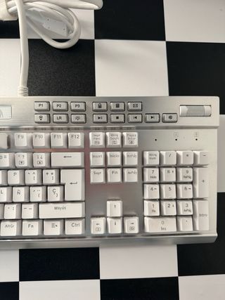 Teclado Gaming Redragon K550 Yama