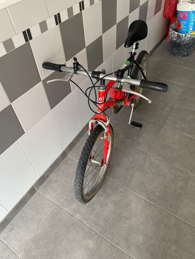 Bicicleta Infantil BH Roja