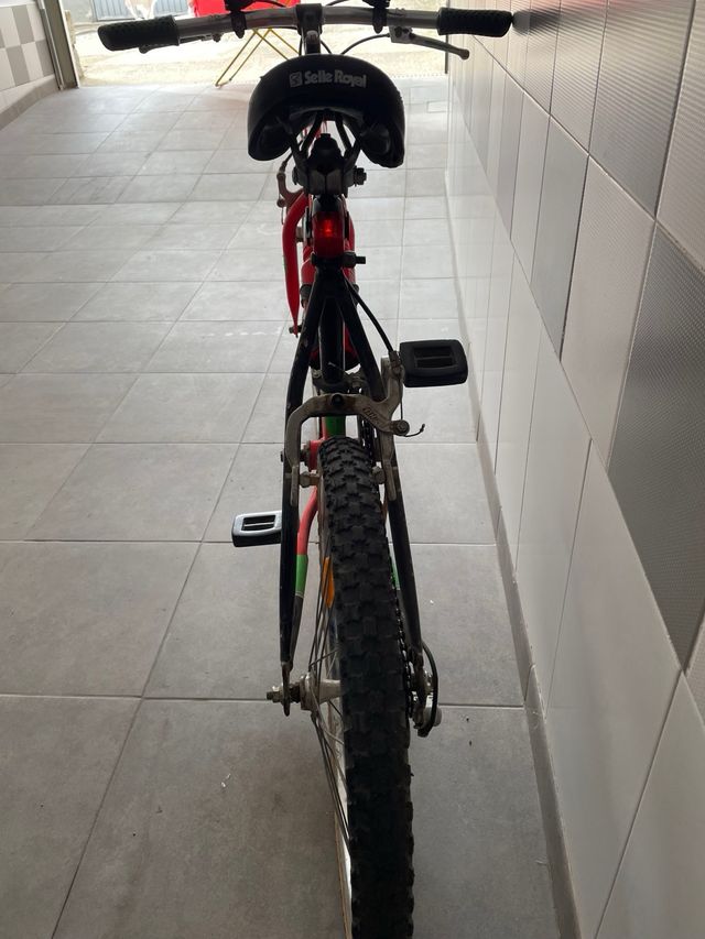 Bicicleta Infantil BH Roja