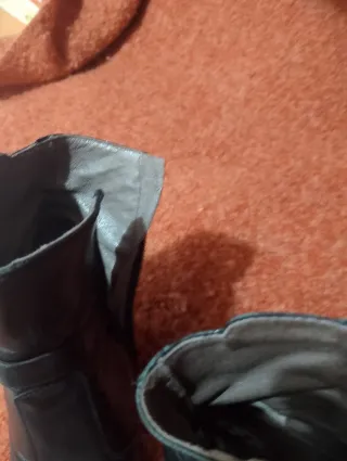 Tronchetto in vera pelle nera