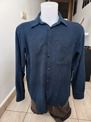 Camisa de hombre azul