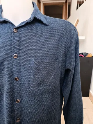 Camisa de hombre azul
