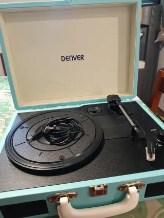 Tocadiscos Denver VPL-120 Portátil Maleta
