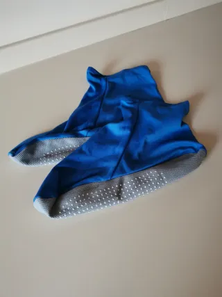 Escarpines piscina antideslizantes