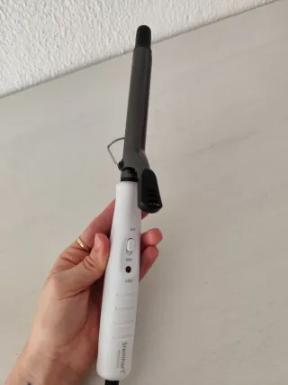 Rizador de pelo Steinhart gris y blanco