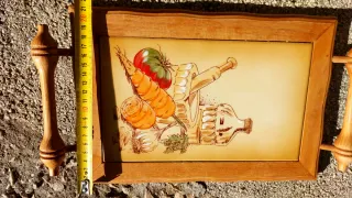 Vassoio vintage con mattonella decorata