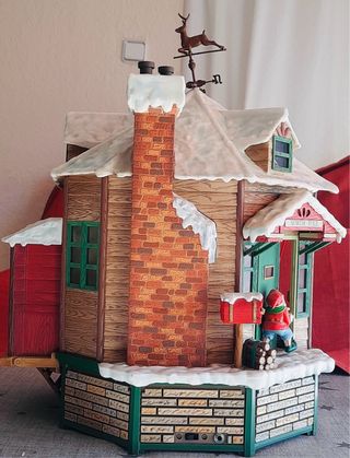 Casa de Papa Noel con música y movimiento