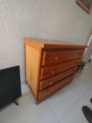 Muebles de interior con cajones y puertas