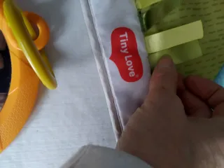 Manta de actividades Tiny Love para bebé, como nue