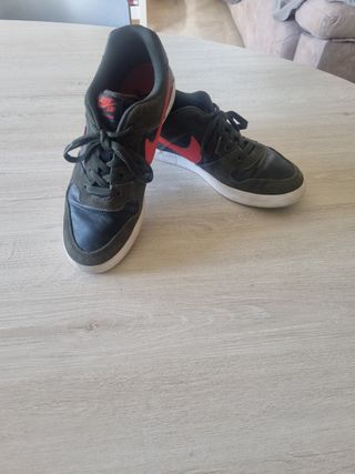 Nike SB Zapatillas Verdes y Rojas