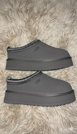 Botas UGG grises