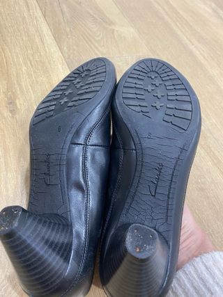 Zapatos Clarks Mujer Tacón Negro Piel