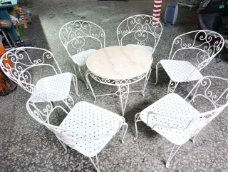 Mesa y 6 Sillas Hierro con Tapa Mármol