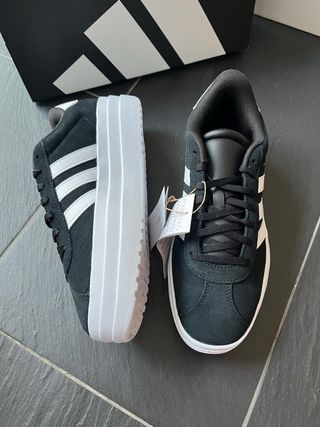 Zapatillas Adidas plataforma talla 40