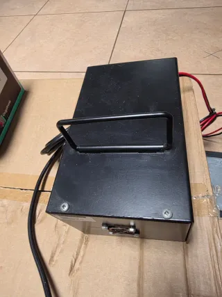 Cargador Baterías CARGATRONIC 210