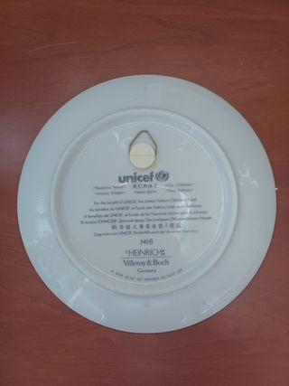 Piatto UNICEF n. 6 Bambini dal Mondo