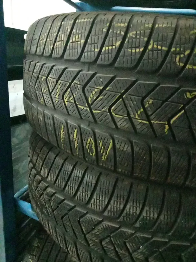 255/55R20/110V invierno
